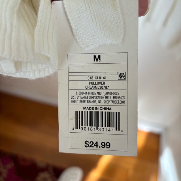 Soft Cream Sweater Sz M - Picture 5 of 6